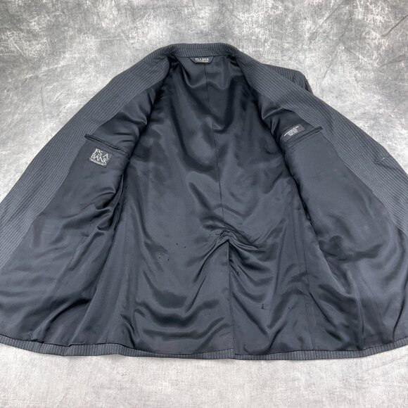 Jos A Bank Suit Men 43R 36W x 31L Gray White Pinstripe Wool Classic Career 2pc - Picture 10 of 16